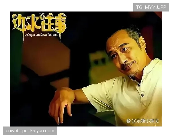 ⏳岁月无情：曾经在场上风驰电掣的追风少年，如今只能在场边为年轻人递水